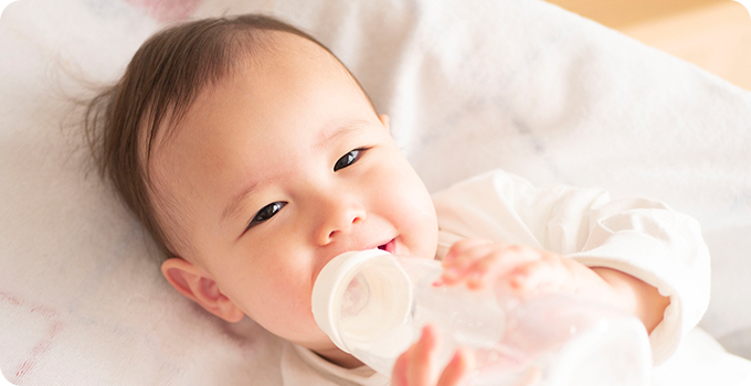 iViウォーターへの乗り換えは正解か？CMで話題の浄水型サーバーを徹底検証！**「中段給水」「ミルク最適温度」**など、他社サーバーとの違いと優位性を本音で比較。電気代、水漏れ、口コミの真実をすべて公開し、あなたの乗り換え不安を解消します。